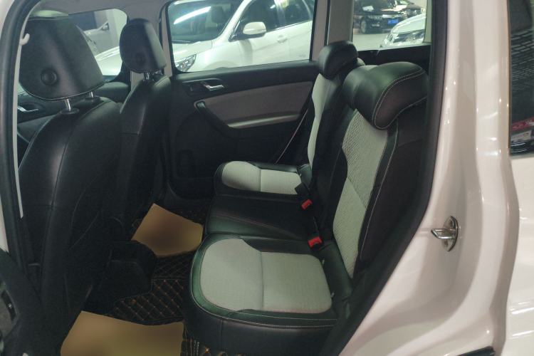 Used Skoda Yeti 2017 TSI280 DSG Advanced Edition Left Rear Seat