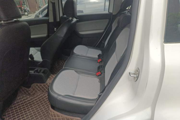 Used Skoda Yeti 2017 TSI280 DSG Advanced Edition Left Rear Seat