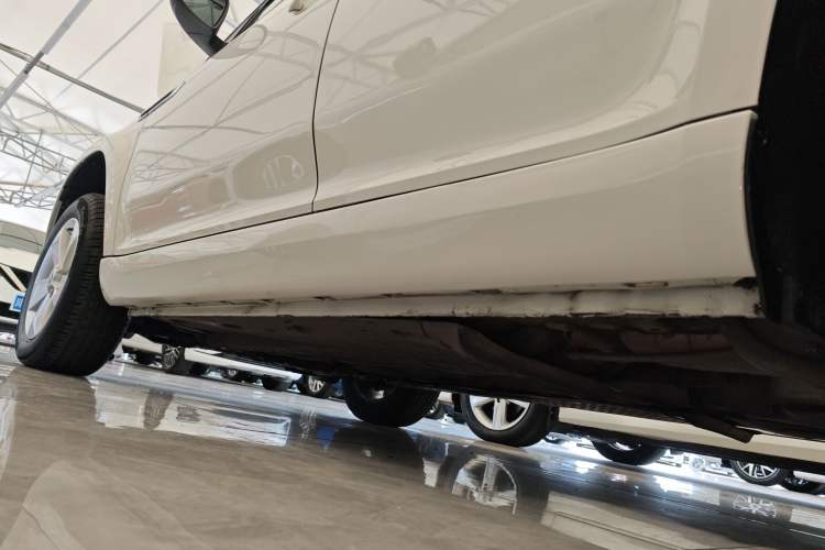 Used Skoda Yeti 2017 TSI280 DSG Advanced Edition Left Side Sill