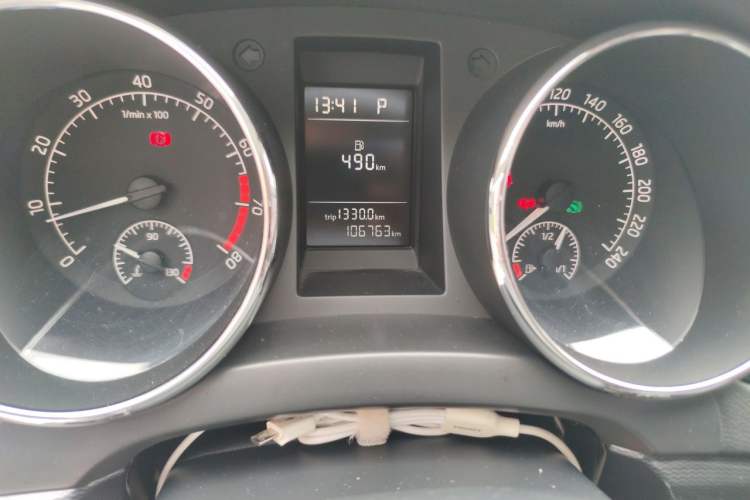 Used Skoda Yeti 2017 TSI280 DSG Advanced Edition Odometer Close Up