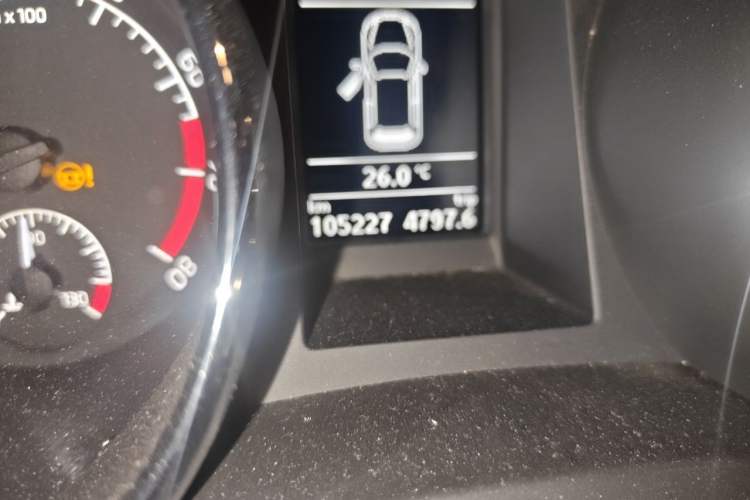 Used Skoda Yeti 2017 TSI280 DSG Car Enjoy Brothers Edition Odometer Close Up