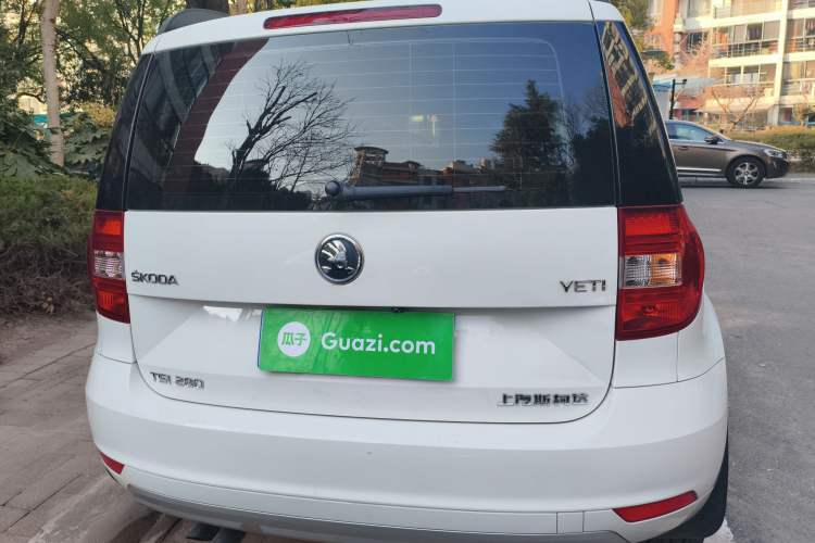 Used Skoda Yeti 2017 TSI280 DSG Advanced Edition Rear