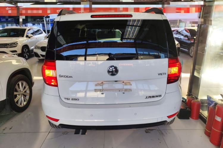 Used Skoda Yeti 2017 TSI280 DSG Car Enjoy Brothers Edition Rear