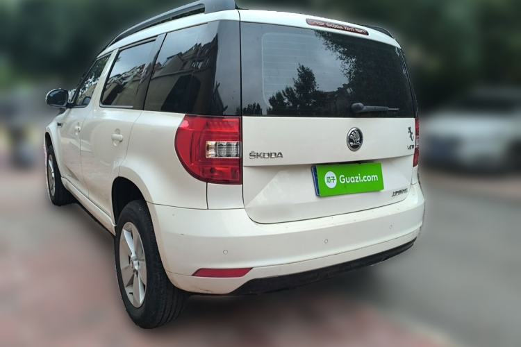 Used Skoda Yeti 2017 TSI280 DSG Car Enjoy Brothers Edition Rear Left 45 Deg