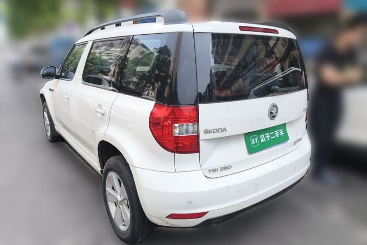 Used Skoda Yeti 2017 TSI280 DSG Car Enjoy Brothers Edition Rear Left 45 Deg