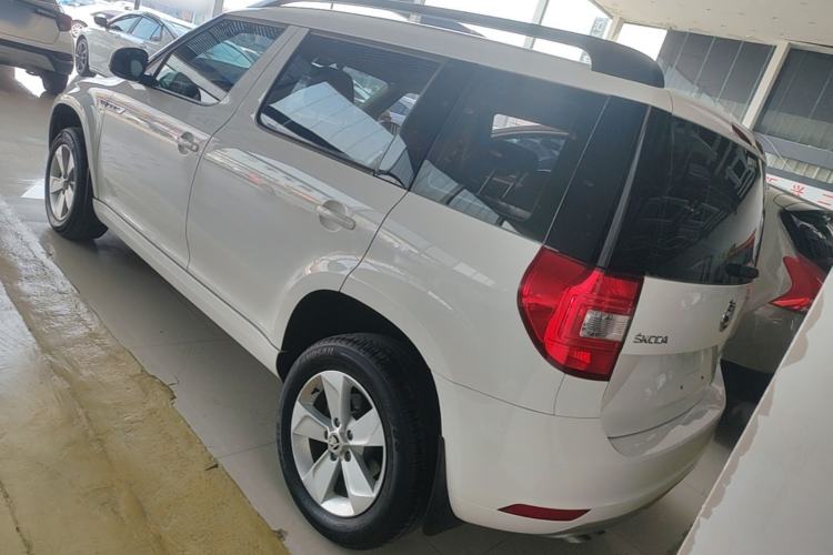 Used Skoda Yeti 2017 TSI280 DSG Advanced Edition Rear Left 45 Deg