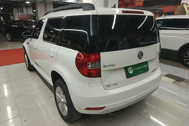 Used Skoda Yeti 2017 TSI280 DSG Advanced Edition Rear Left 45 Deg