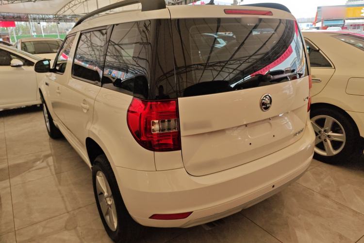 Used Skoda Yeti 2017 TSI280 DSG Advanced Edition Rear Left 45 Deg