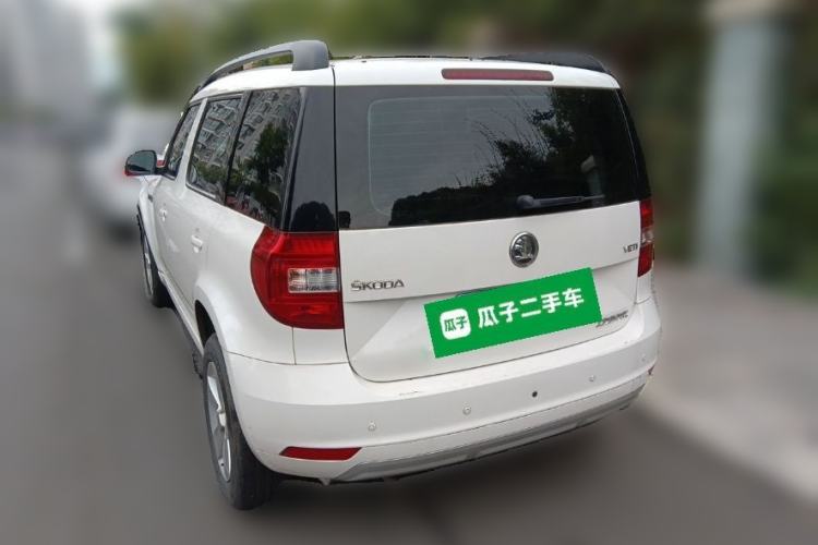 Used Skoda Yeti 2017 TSI280 DSG Advanced Edition Rear Left 45 Deg