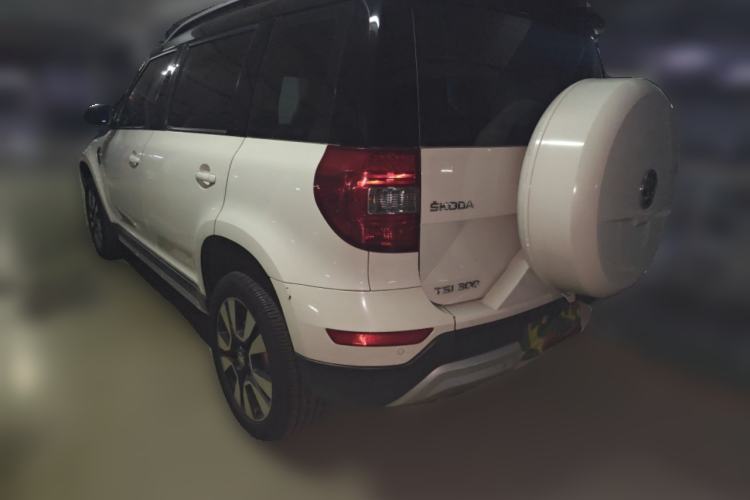 Used Skoda Yeti 2017 TSI300 DSG Luxury Edition Rear Left 45 Deg