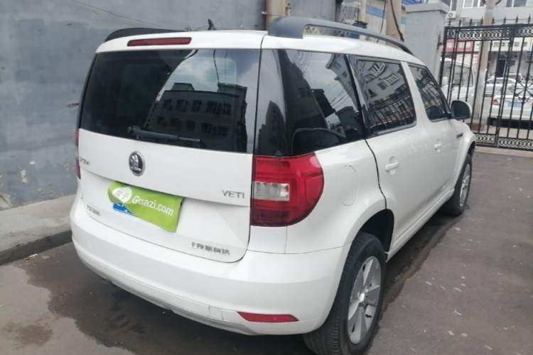 Used Skoda Yeti 2017 TSI280 DSG Advanced Edition Rear Right 45 Deg
