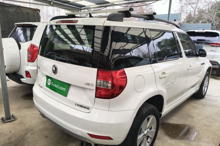 Used Skoda Yeti 2017 TSI280 DSG Advanced Edition Rear Right 45 Deg