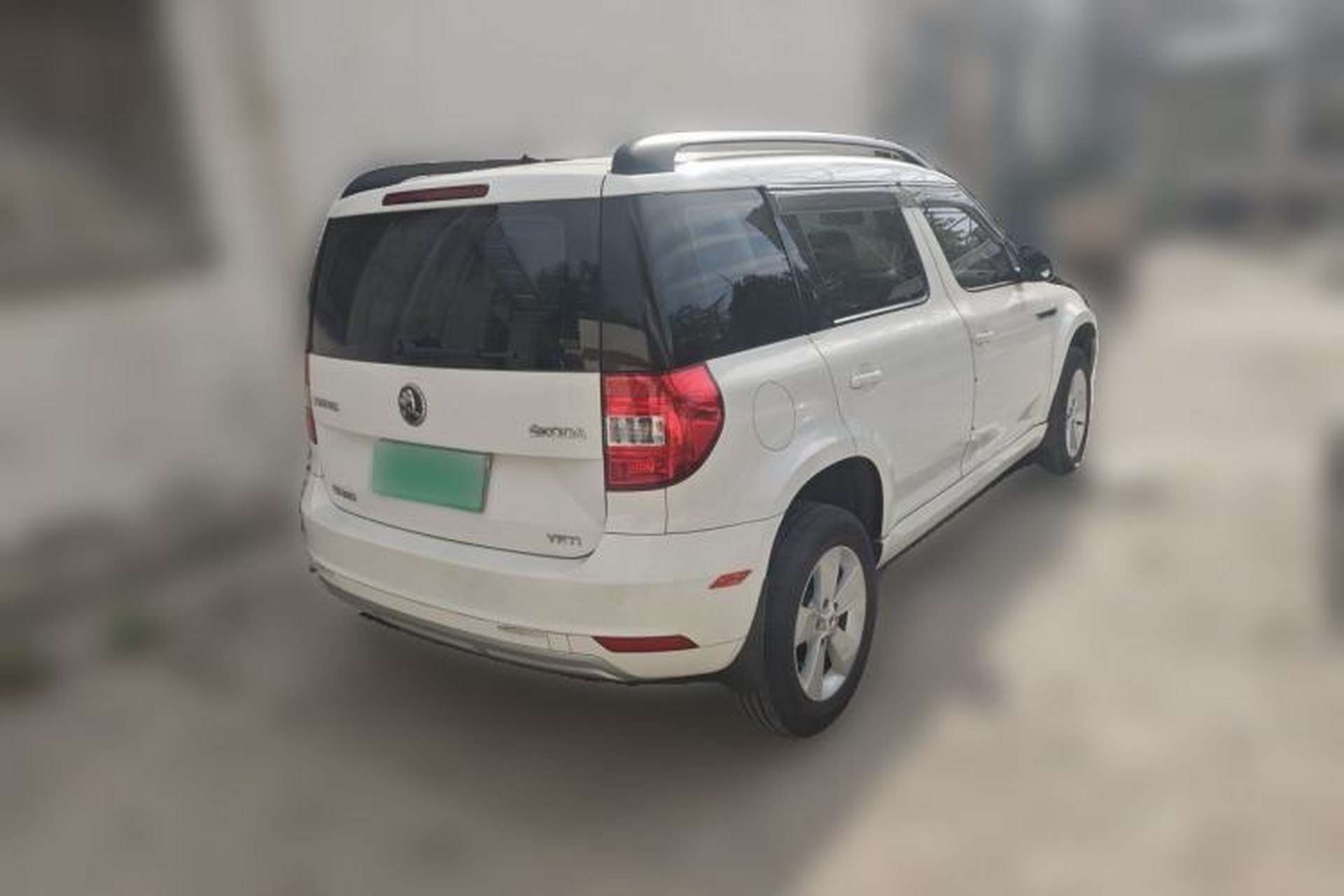 Used Skoda Yeti 2017 TSI280 DSG Advanced Edition Rear Right 45 Deg