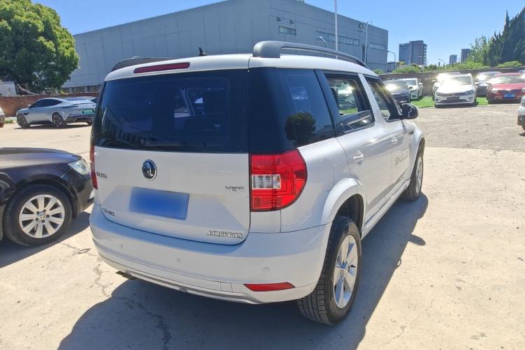 Used Skoda Yeti 2017 TSI280 DSG Advanced Edition Rear Right 45 Deg
