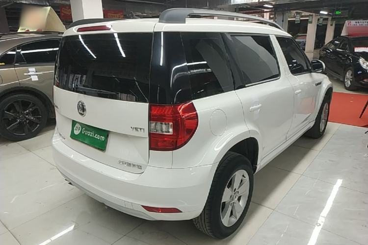 Used Skoda Yeti 2017 TSI280 DSG Advanced Edition Rear Right 45 Deg