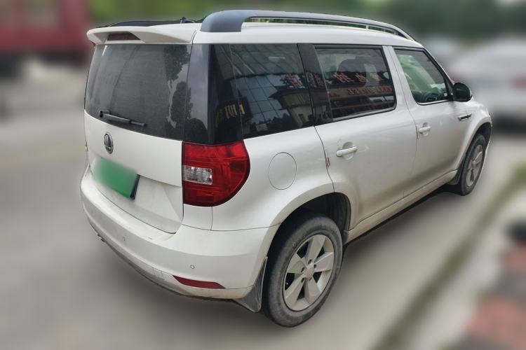 Used Skoda Yeti 2017 TSI280 DSG Advanced Edition Rear Right 45 Deg