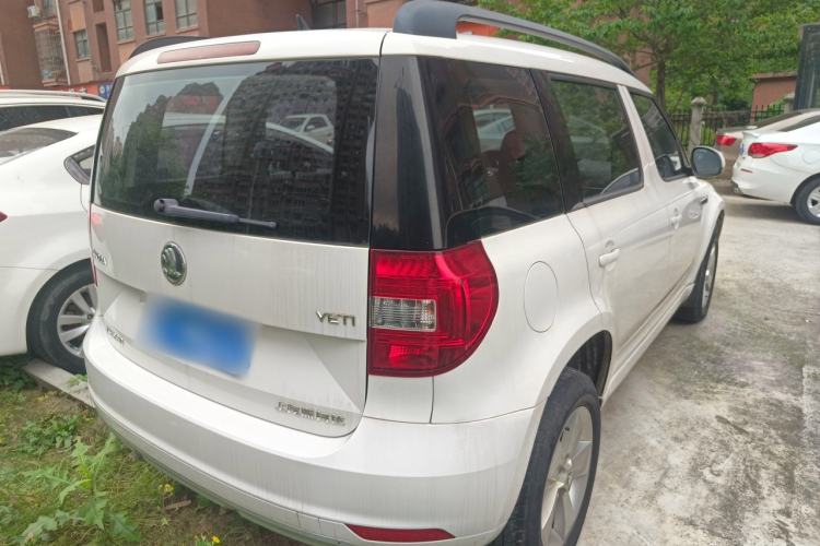 Used Skoda Yeti 2017 TSI280 DSG Advanced Edition Rear Right 45 Deg