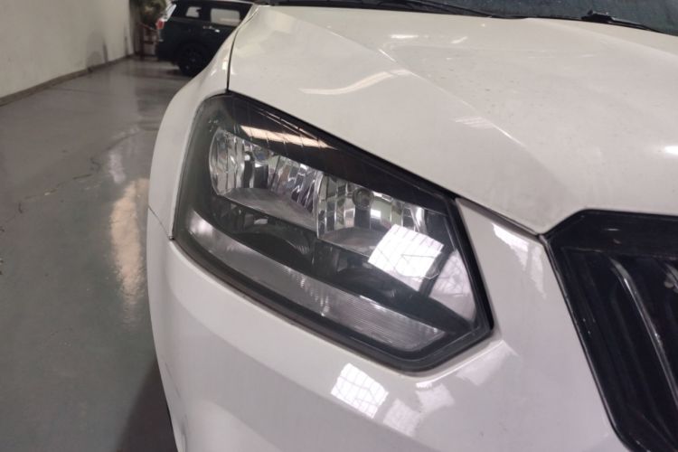 Used Skoda Yeti 2017 TSI280 DSG Innovation Edition Right Front Headlight