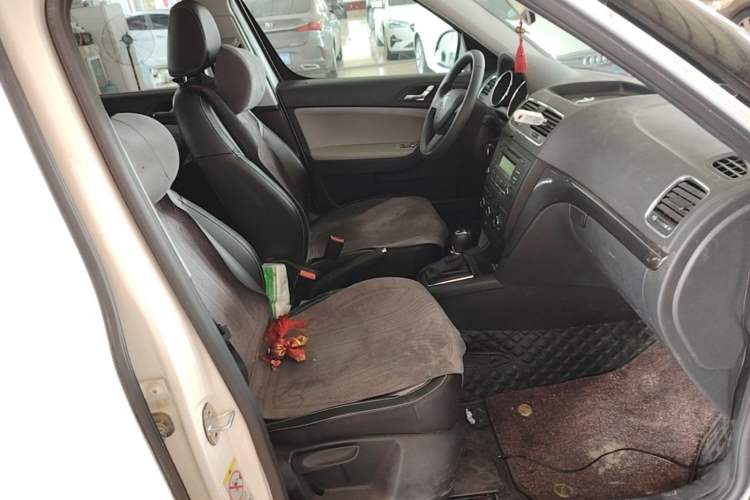 Used Skoda Yeti 2017 TSI280 DSG Advanced Edition Right Front Seat