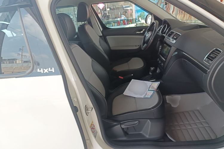 Used Skoda Yeti 2017 TSI280 DSG Advanced Edition Right Front Seat
