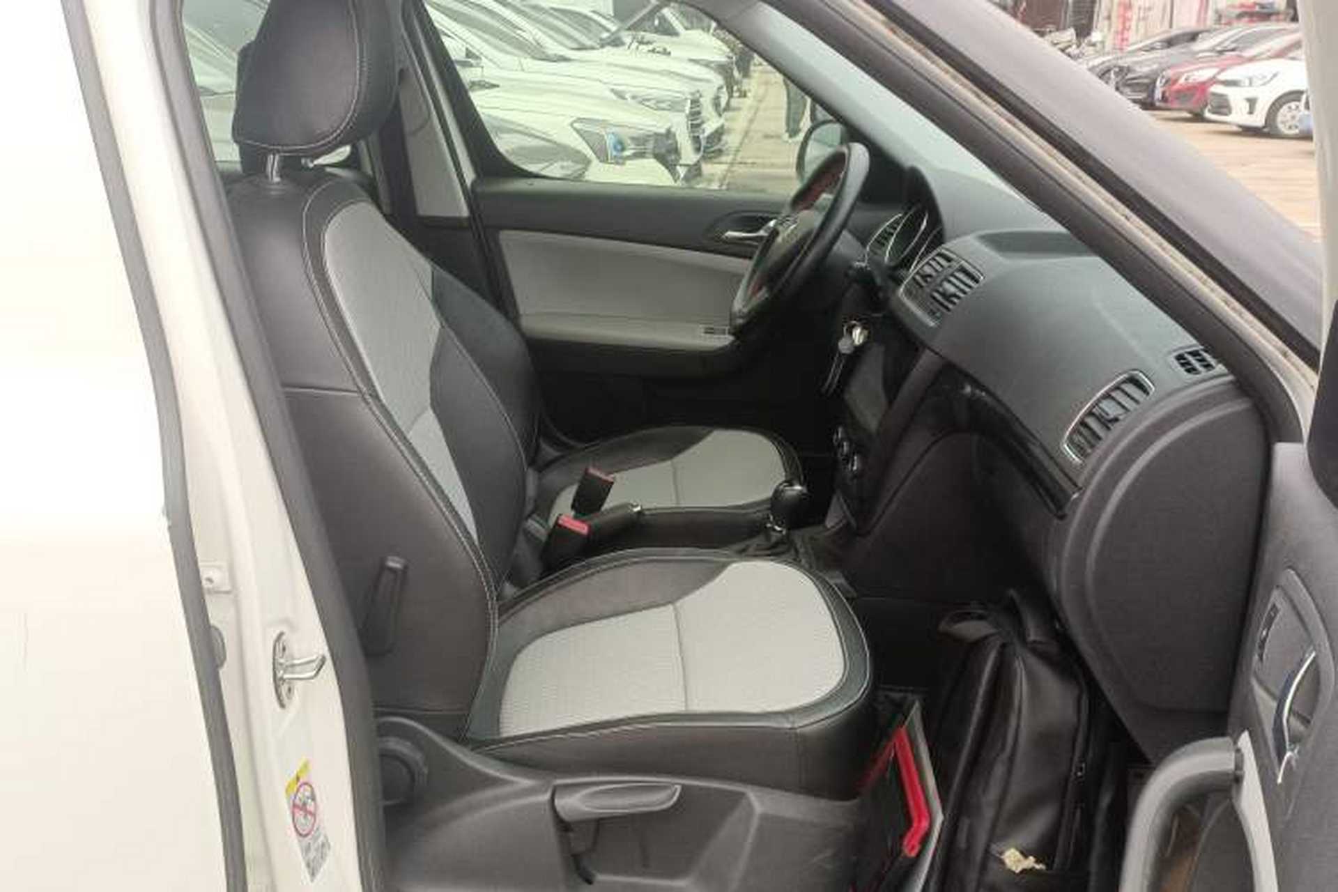 Used Skoda Yeti 2017 TSI280 DSG Advanced Edition Right Front Seat