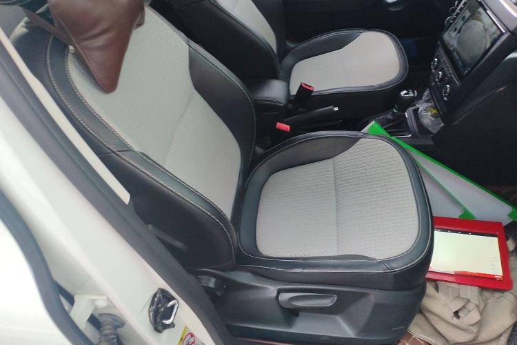 Used Skoda Yeti 2017 TSI280 DSG Advanced Edition Right Front Seat