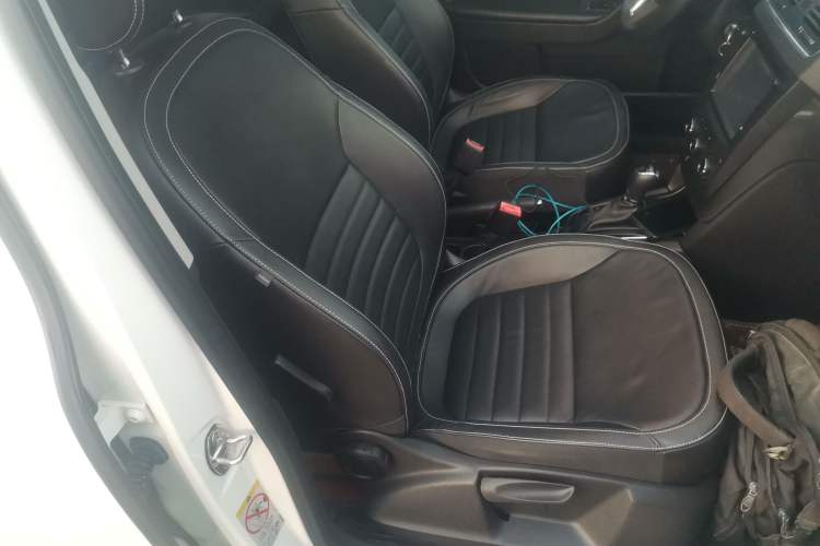Used Skoda Yeti 2017 TSI280 DSG Car Enjoy Brothers Edition Right Front Seat
