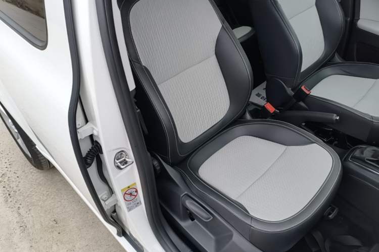 Used Skoda Yeti 2017 TSI280 DSG Advanced Edition Right Front Seat