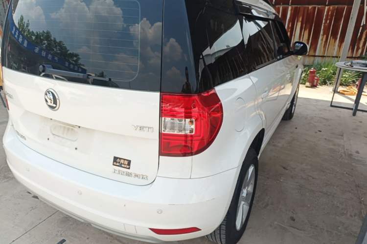 Used Skoda Yeti 2017 TSI280 DSG Advanced Edition Right Rear Taillight
