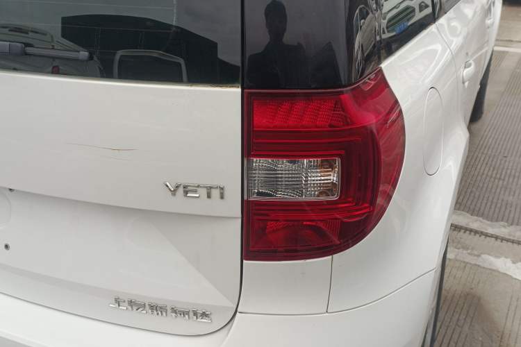 Used Skoda Yeti 2017 TSI280 DSG Advanced Edition Right Rear Taillight