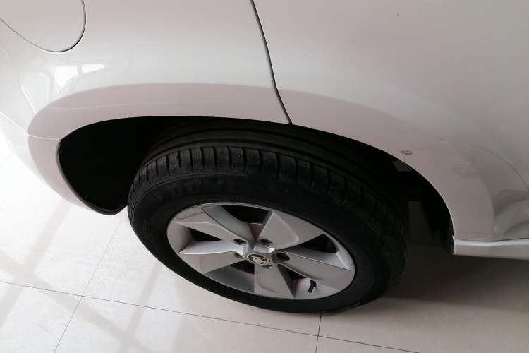 Used Skoda Yeti 2017 TSI280 DSG Advanced Edition Right Rear Wheel Hub