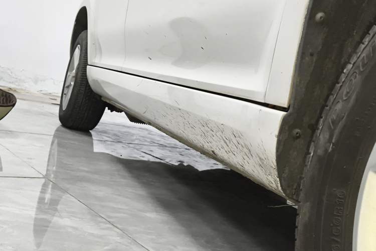 Used Skoda Yeti 2017 TSI280 DSG Advanced Edition Right Side Sill