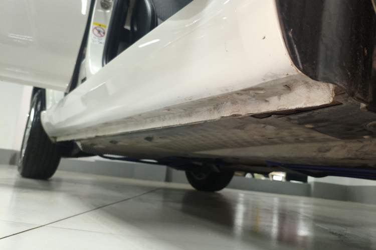 Used Skoda Yeti 2017 TSI280 DSG Advanced Edition Right Side Sill