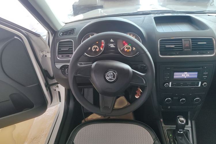 Used Skoda Yeti 2017 TSI280 DSG Advanced Edition Steering Wheel
