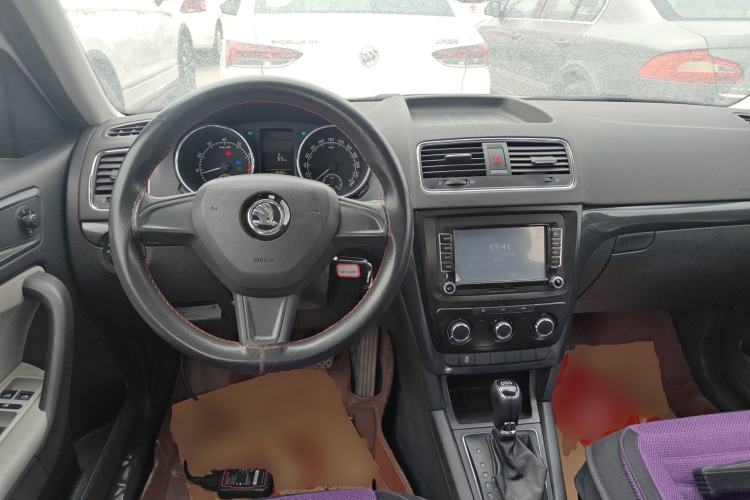 Used Skoda Yeti 2017 TSI280 DSG Advanced Edition Steering Wheel