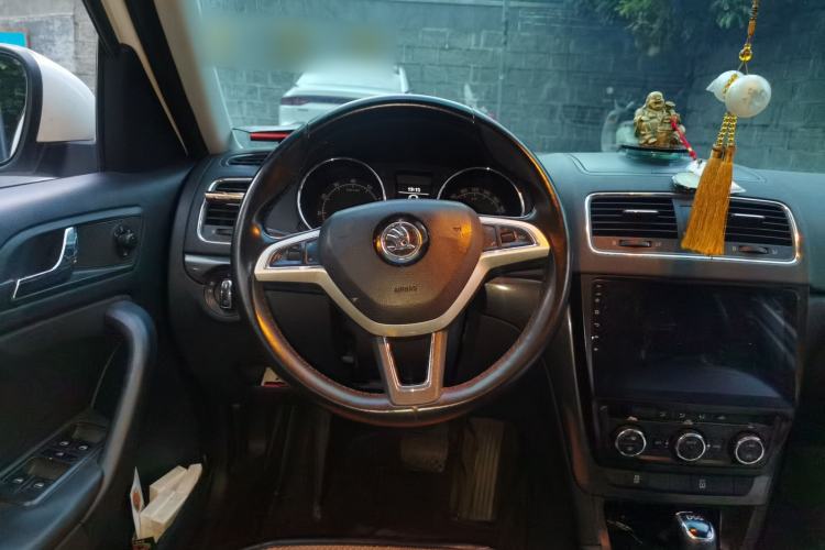Used Skoda Yeti 2017 TSI280 DSG Innovation Edition Steering Wheel