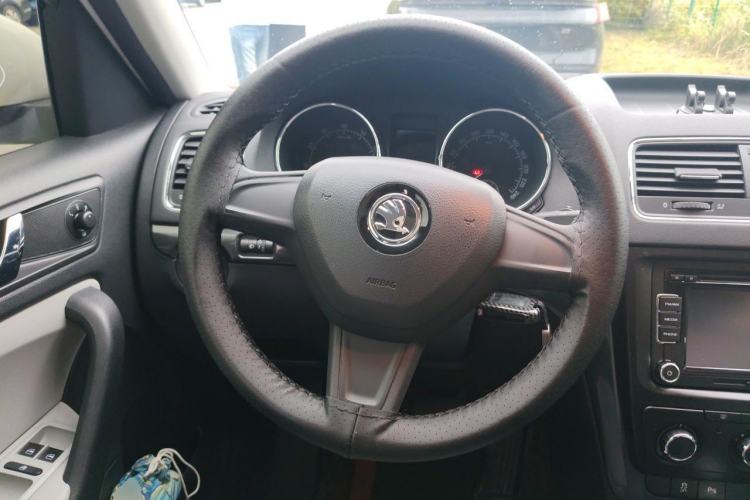 Used Skoda Yeti 2017 TSI280 DSG Advanced Edition Steering Wheel
