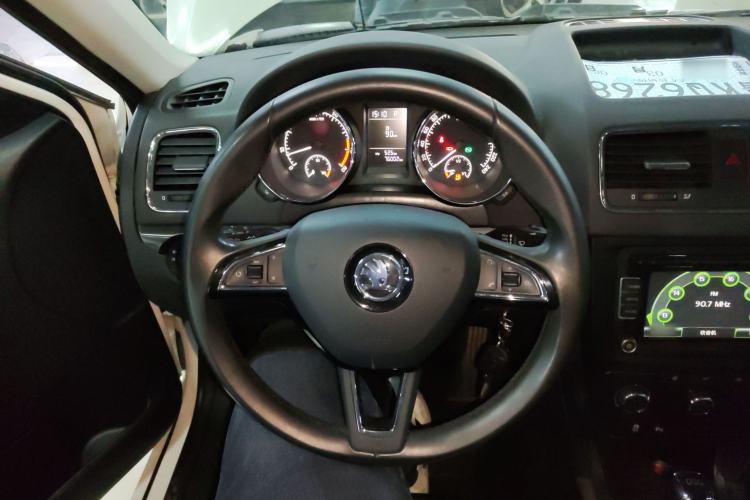 Used Skoda Yeti 2017 TSI280 DSG Advanced Edition Steering Wheel