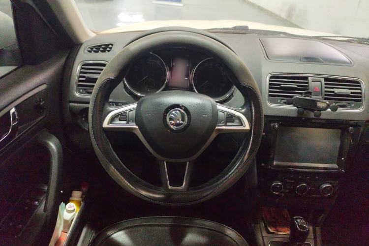 Used Skoda Yeti 2017 TSI280 DSG Innovation Edition Steering Wheel