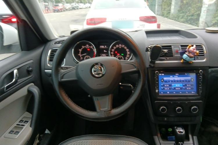 Used Skoda Yeti 2017 TSI280 DSG Advanced Edition Steering Wheel