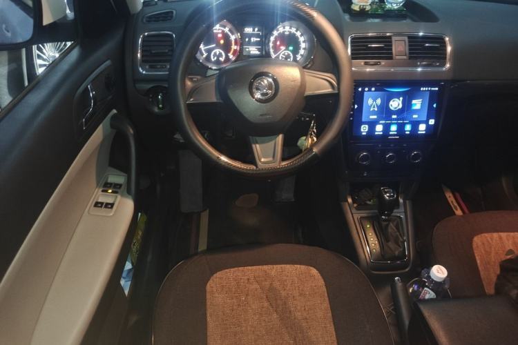 Used Skoda Yeti 2017 TSI280 DSG Advanced Edition Steering Wheel