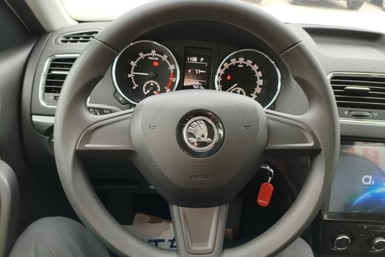 Used Skoda Yeti 2017 TSI280 DSG Advanced Edition Steering Wheel