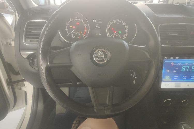 Used Skoda Yeti 2017 TSI280 DSG Advanced Edition Steering Wheel