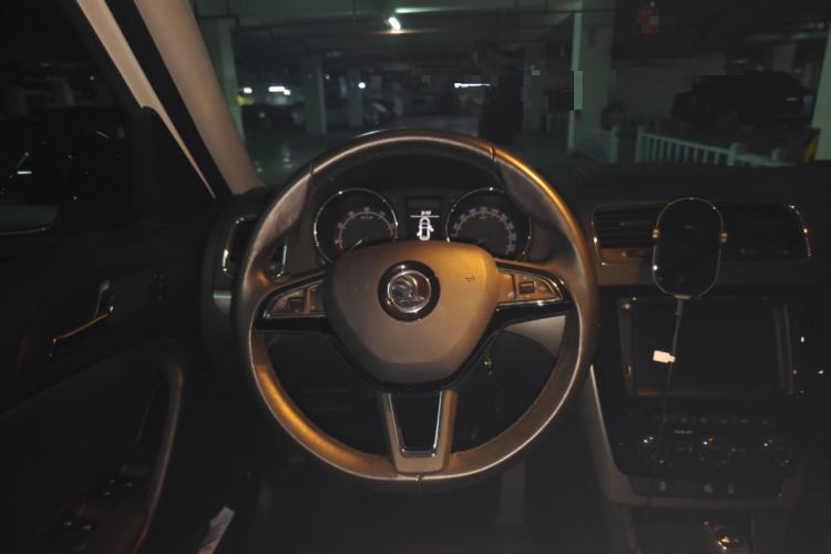 Used Skoda Yeti 2017 TSI300 DSG Luxury Edition Steering Wheel