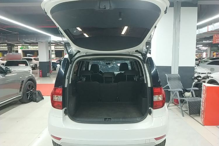 Used Skoda Yeti 2017 TSI280 DSG Advanced Edition Trunk