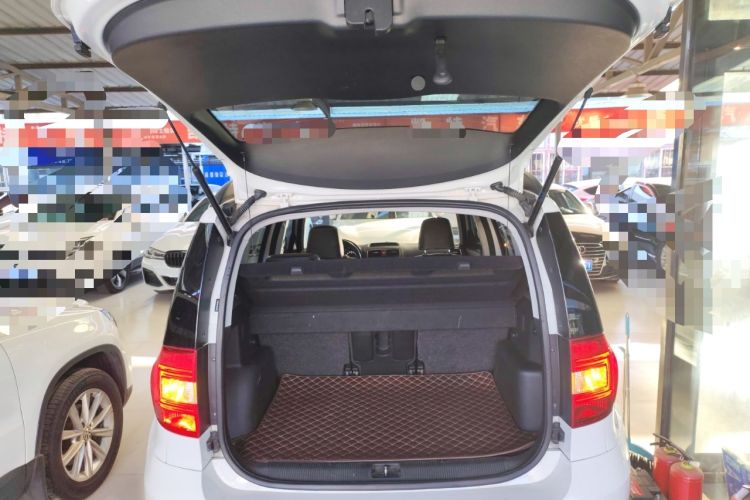 Used Skoda Yeti 2017 TSI280 DSG Car Enjoy Brothers Edition Trunk