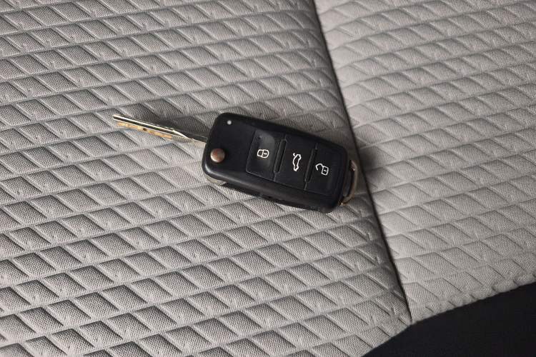 Used Skoda Yeti 2017 1.6L Manual Front-Wheel-Drive Version Vehicle Key