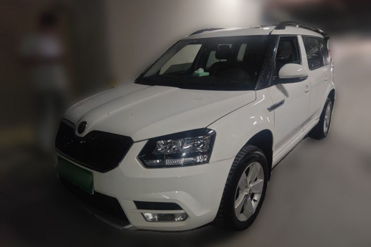 Używany Skoda Yeti 2017 TSI280 DSG Car Enjoy Brothers Edition Guazi used car, China used car export, Used car for sale, Used cars, Cheapest cars for sale