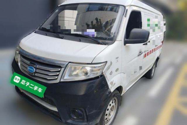 Used Skywell D07 Entrepreneur 2020 All-Electric Van Logistics Vehicle Standard Version with 41.21 kWh Lithium Iron Phosphate Battery