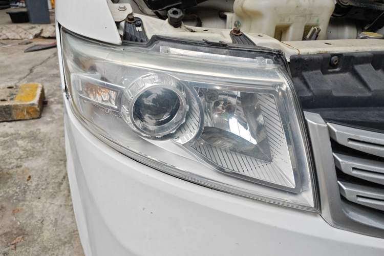 Used Skywell D07 Entrepreneur 2018 Entrepreneur Standard Edition Right Front Headlight